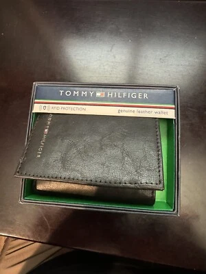 Cartera de hombre Tommy Hilfinger triple nueva en caja Foto 1 de 2