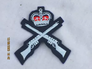No. 2 Dress Abz. RAF, ATC Rifle Marksman, Skill-at-arms,Gewehre & Krone,77x80mm - Picture 1 of 4