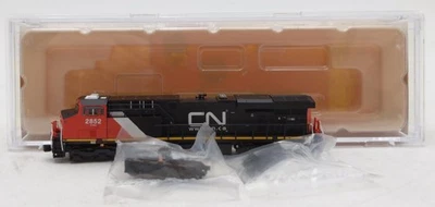 Locomotora diésel American Z-Line 62409-2 escala Z Canadian National ES44AC #2852 Foto 1 de 4