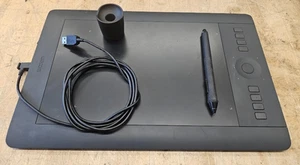 Wacom PTH-651 Intuos Pro Medium Creative Tablet - Bild 1 von 3