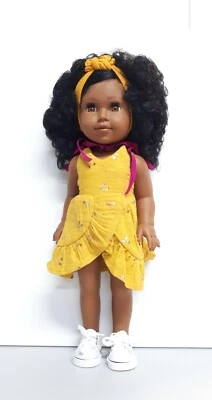 Maison Urbi Poupée Aflo fille noire 47cm parfumée vanille vinyle Robe jaune - Photo 1/4