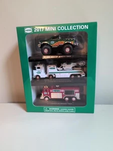 Hess Truck Mini Collection 2017 Mint Brand New Unopened - Picture 1 of 1