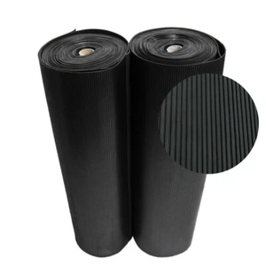 Alfombra de goma antideslizante para exteriores antideslizante ""Ramp Cleat"" Rubber-Cal - 1/8" de espesor x 3 pies - Imagen 1 de 6