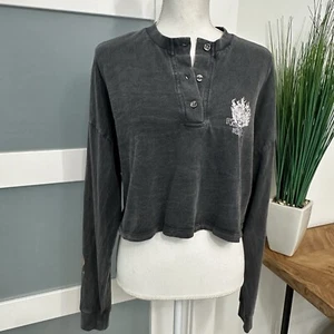 BDG Urban Outfitters North East Cropped Henley T-Shirt SZ Small Gray NWT - Picture 1 of 9