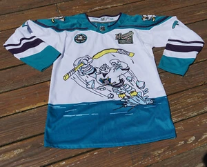Unique Anaheim Mighty Ducks adult XL jerseyOpening Night and Scout Night patches - Picture 1 of 4