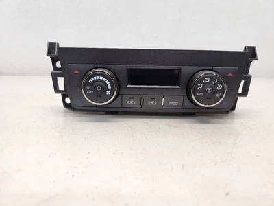 2007-11 Cadillac DTS Main Temperature Control - Auto Temp *Opt CJ2*  - Image 1 of 4