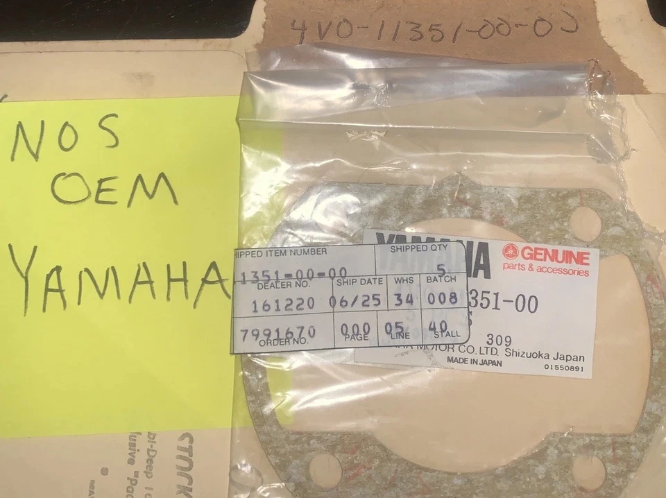 OEM NOS YAMAHA 4V0-11351-00 JUNTA BASE DE CILINDRO 1981-1983 YZ60 1980-1992 YZ80 - Imagem 1 de 1