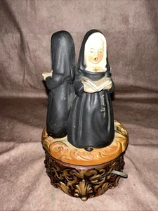 Vintage 3 Singing Catholic Nuns Rotating Ceramic Choir  7 inch Music Box SM13 - Picture 1 of 14