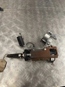 Vauxhall Corsa E Key Ignition Barrel steering lock with 1 key, 2015 to 2018 - Picture 1 of 2