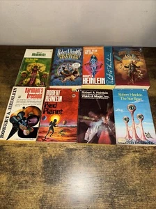 Robert A. Heinlein lot of 8 different paperback books - Picture 1 of 2