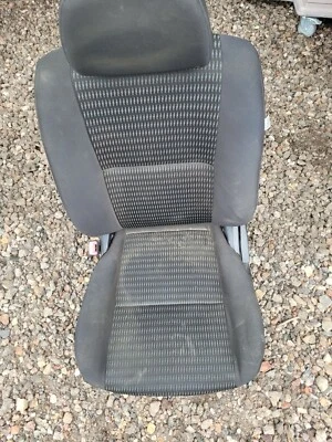 2012 MITSUBISHI LANCER FRONT LEFT DRIVER BUCKET SEAT BLACK CLOTH WITH DESIGN - Image 1 of 4
