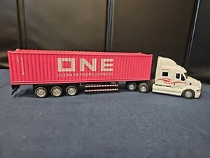 Modelo de camión fundido a presión 1:50 tractor Peterbilt de juguete con un contenedor semirremolque - Imagen 1 de 11