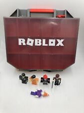 Bonecos Roblox Coleção Na Caixa 24 Personagens Acessórios hardfast  Eletrônicos e Informática