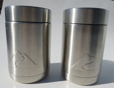 Enfriador de latas de acero inoxidable con aislamiento de doble pared 2 Ozark Trail de 12 onzas Koozie Foto 1 de 4