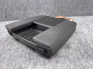 TOYOTA TUNDRA 22-25 CENTER CONSOLE BLACK LEATHER ARMREST W/ DUAL COMPARTMENT OEM - Bild 1 von 24