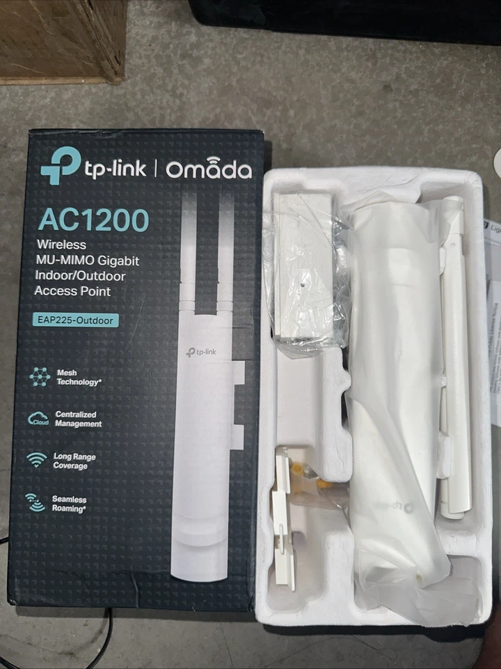 TP-Link EAP225-Exterior | Omada AC1200 Inalámbrico Gigabit Punto de Acceso Exterior Foto 1 de 1