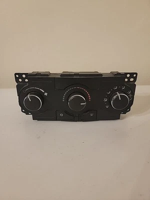 Jeep Grand Cherokee Commander calefacción climatización 2007 2008 2009 2010 Foto 1 de 4