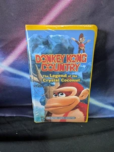 New Donkey Kong Country The Legend Of The Crystal Coconut VHS Tape Clamshell 90s - Foto 1 di 6