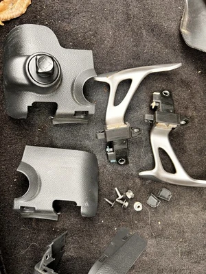 Оригинальные переключатели весла 2007-2013 INFINITI G37 продаются как пара - Изображение 1 из 4