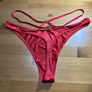 Victoria Secret Very Red Micro Lace Panties Size X-LARGE Valentines Gift - Picture 1 of 6