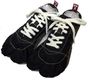 Kineya MUTEKI Running Tabi Black Traditional Japanese Footwear, Ninja Style JPN - Picture 1 of 6