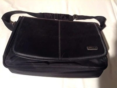 Targus 3 Compartimentos 15" Bolsa para Portátil (Negro) Foto 1 de 4