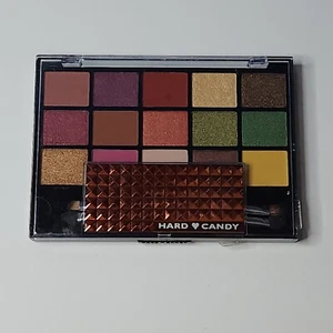 Hard Candy Earthy Vixen Eyeshadow Palette New Metallic Matte..Earthy Vixen #1444 - Picture 1 of 5