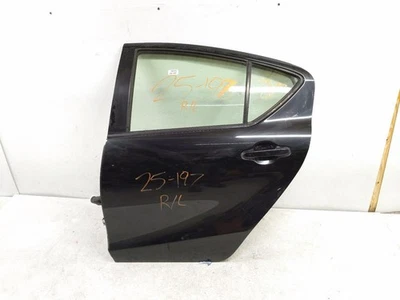 Porta traseira esquerda do motorista Toyota Prius C 2012-2019 67004-52510 *209 preta *arranhões - Imagem 1 de 4