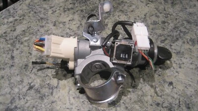 2012 Kia Forte Koup 2 portas interruptor de cilindro de ignição trava da porta do motorista 1 chave fabricante de equipamento original - Imagem 1 de 4