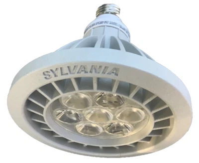 (CASE OF 6) SYLVANIA ULTRA LED WIDE SPOT 15/PAR38/830/WSP12 COMMERCIAL SERIES - Image 1 of 3