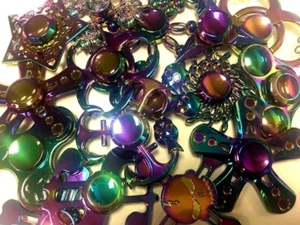 GROSSHANDEL MENGE 10 STCK. Finger METALL Regenbogen FIDGET SPINNER Spielzeug EDC Fokus - Bild 1 von 1