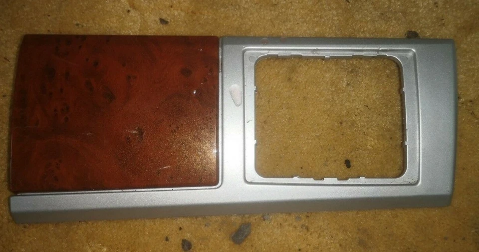 КРЫШКА ПРИБОРНОЙ ПАНЕЛИ CHRYSLER GRAND VOYAGER 2008-12 ОТДЕЛКА ПАНЕЛЬ ПАССАЖИРСКАЯ LH - Изображение 1 из 1