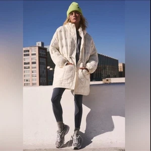 Free People Movement Damen Patricia Packable Poncho Puffer Gr. S Neu mit Etikett - Bild 1 von 16