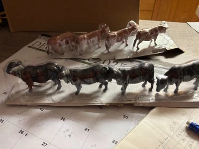 3"LONG  COWS   SET, NO PACKAGING # B 712 - Image 1 of 2