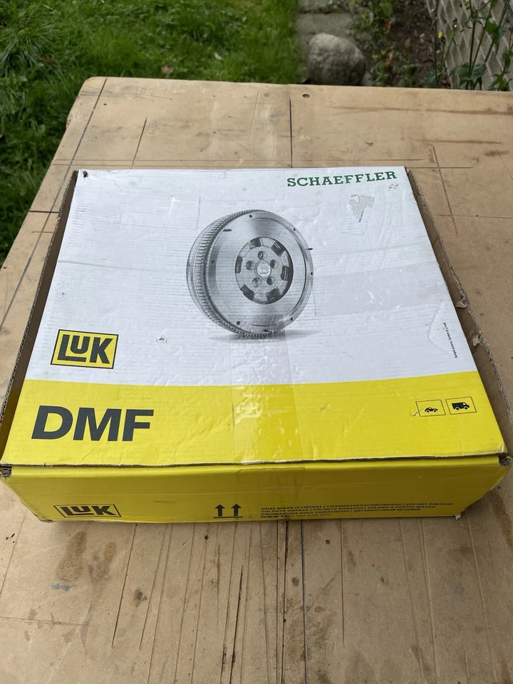 Luk Dual Mass Fly Wheel - For 1.8 TSI & 1.8 TFSI - Audi - Skoda - VW - Seat - Image 1 of 4
