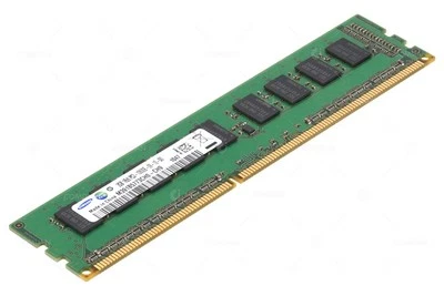 M391B5773CH0-CH9  SAMSUNG DDR3 2GB 1RX8 PC3-10600 1333MHZ UDIMM CL9 - Immagine 1 di 4