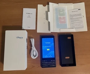 Unihertz Titan Slim QWERTY Keyboard Smartphone 256GB Android Rugged Mobile Phone - Afbeelding 1 van 11