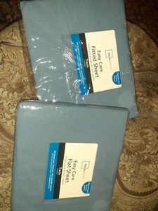 Mainstays 200 Thread Count Twin Flat and Fitted Sheet - Picture 1 of 2