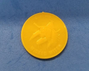 Vintage WICKED WITCH 1967 MGM Coin / Token premium or game piece - Picture 1 of 4