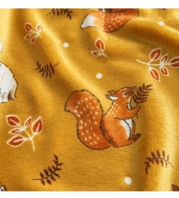 AUTUMN ANIMALS New Woodland  Fleece Throw 120 x 150cm Blanket  - Image 1 of 2