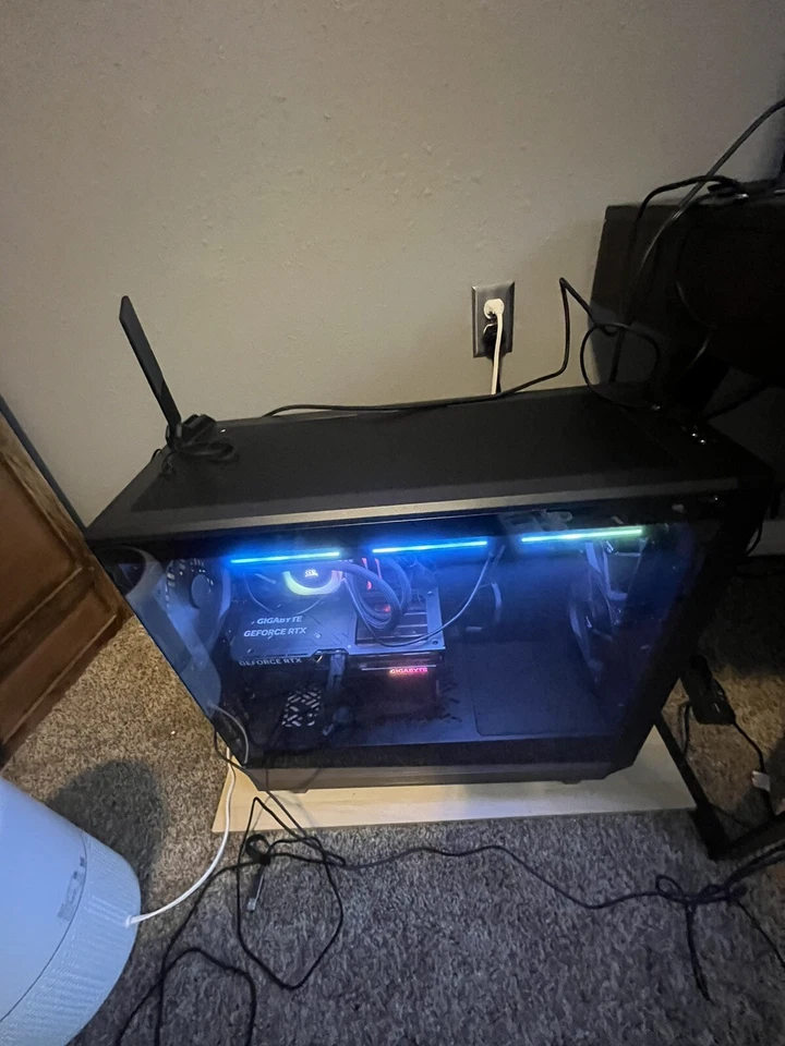 Custom Built PC 4070 ti super i9-13900k 32gb ram ddr5 2 tb ssd 360mm AIO XL case - Image 1 of 1