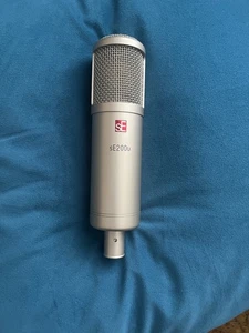 SE Electronics sE2000 - Condenser Microphone - Picture 1 of 3