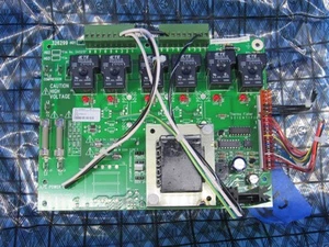 THERMO FISHER Scientific 326299H01 Relay Power Board - Picture 1 of 5