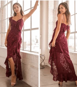 Lulu’s Burgundy Ruffled Maxi Dress Size Medium short and long classy - Imagen 1 de 6