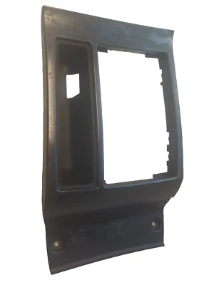 Зарядное устройство DODGE SRT-8 Magnum 2005-2007 OEM ОТДЕЛКА КРЫШКИ ЛИЦЕВОЙ ПАНЕЛИ ПЕРЕКЛЮЧАТЕЛЯ ЦЕНТРАЛЬНОЙ КОНСОЛИ - Изображение 1 из 4