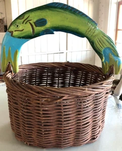 ¡RARO! Cesta de colección tallada a mano mango de pez saltador pintado a mano 12H x 10L - Imagen 1 de 12