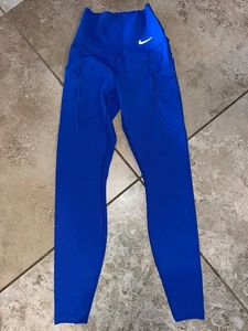 Neu mit Etikett Nike Universa Medium Support hoch tailliert 7/8 Leggings XXS 110 $ - Bild 1 von 3