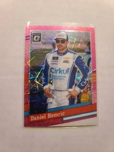 NASCAR Donruss Optic 2024 Daniel Hemric #108 Pink Velocity Parallel 37/79 - Imagen 1 de 2