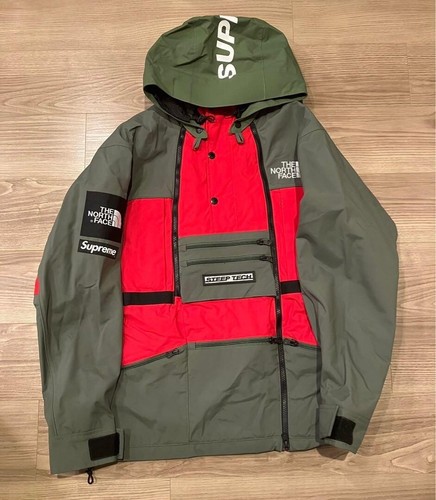 Giacca da montagna The North Face Supreme Collaboration colore raro con etichetta Len:29"