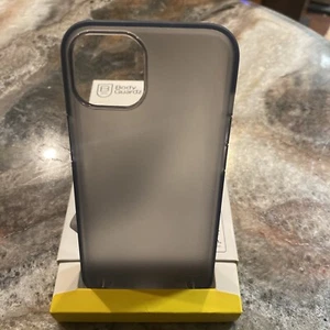 BodyGuardz - Funda SOLITUDE para Apple iPhone 13 Pro 6.1” - HUMO - Imagen 1 de 3